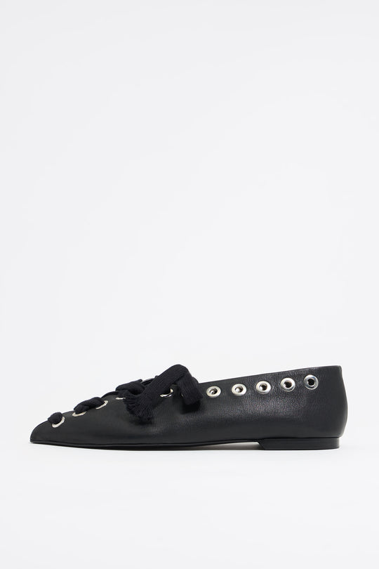 Black leather lace-up ballerina