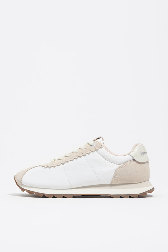White 13 18 retro sneaker