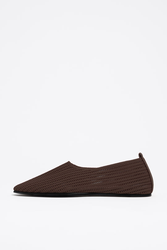 Chocolate flyknit ballerina