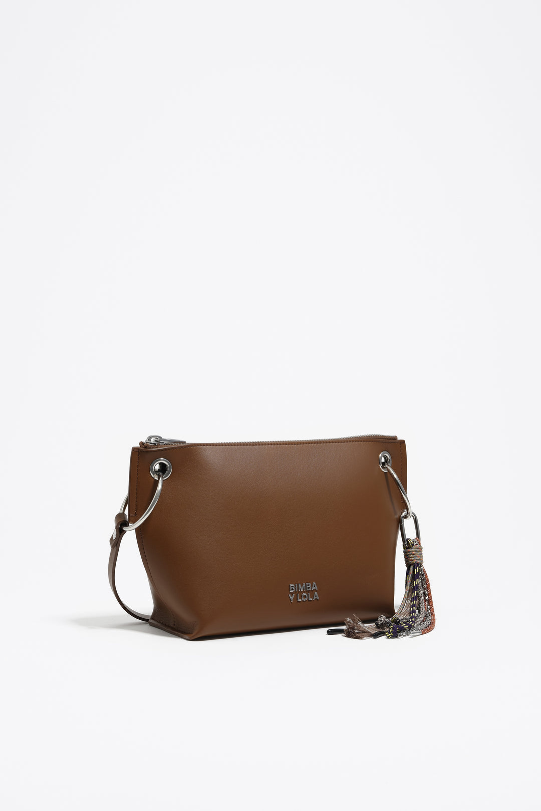 Medium oak leather trapezium bag