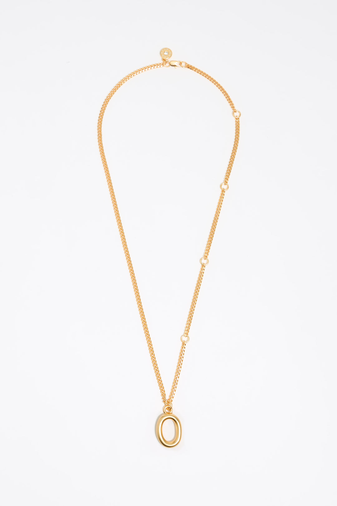 Gold letter O chain necklace