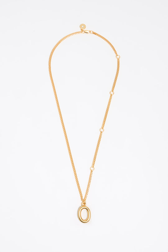 Gold letter O chain necklace