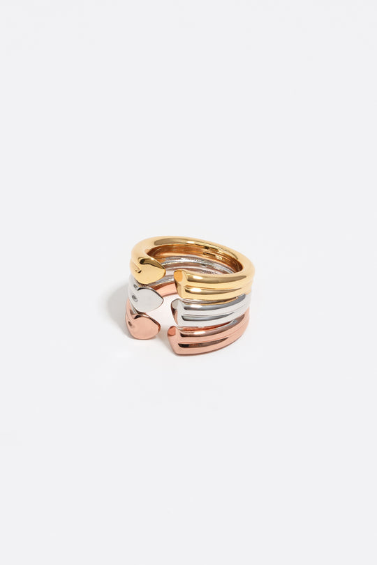 Three-tone hearts ring