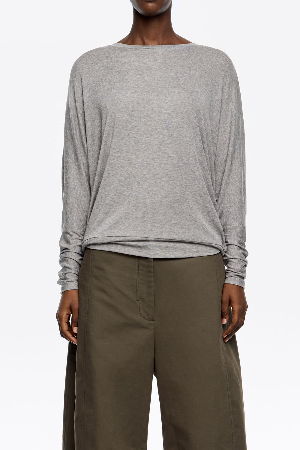 Light gray batwing sleeve T-shirt