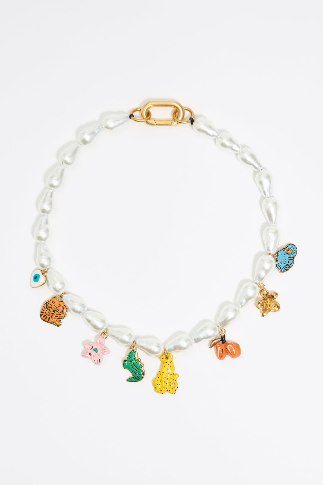 Jungle charms pearl necklace