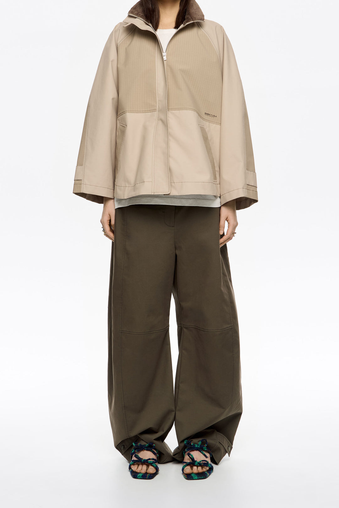 Two-tone stone A-line trench