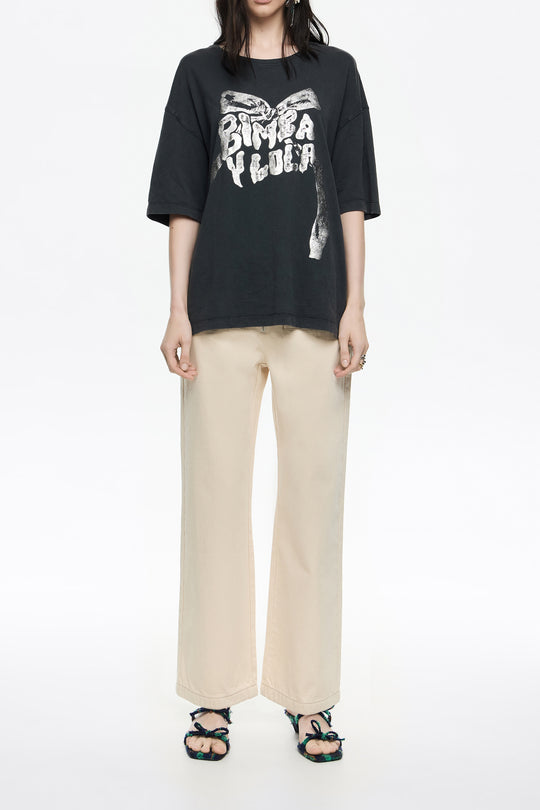 Ivory denim ankle-length jeans