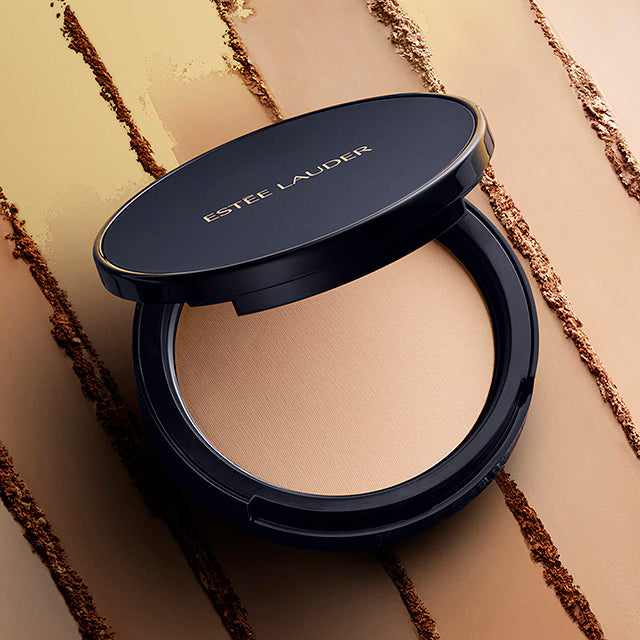 Double Wear
Stay-in-Place Matte Setting Powder Veil