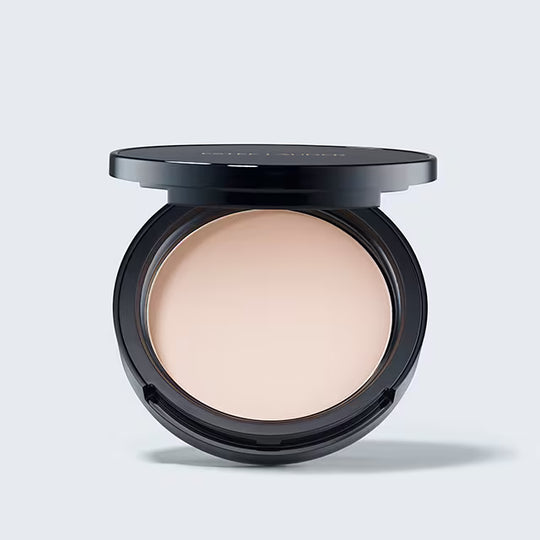 Double Wear
Stay-in-Place Matte Setting Powder Veil