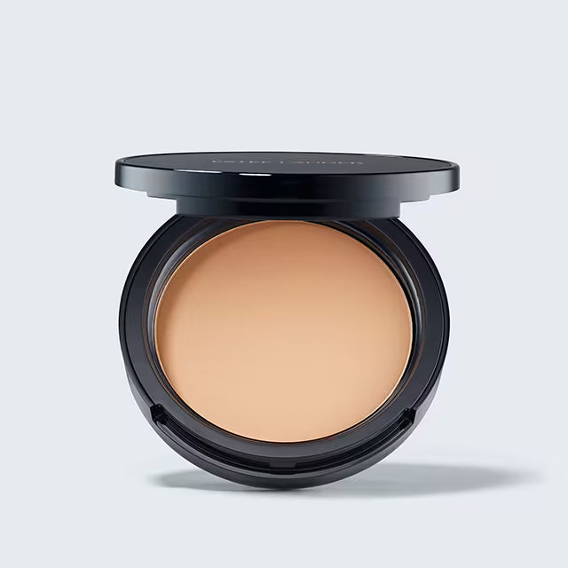 Double Wear
Stay-in-Place Matte Setting Powder Veil