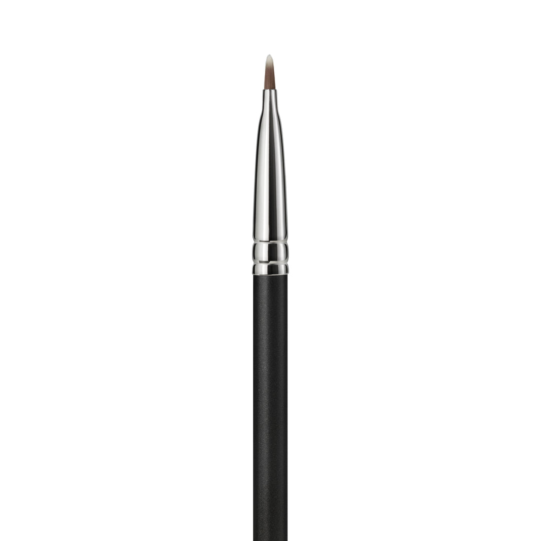 Shop The Latest Collection Of MAC Brushes #231 Smalshader In Lebanon